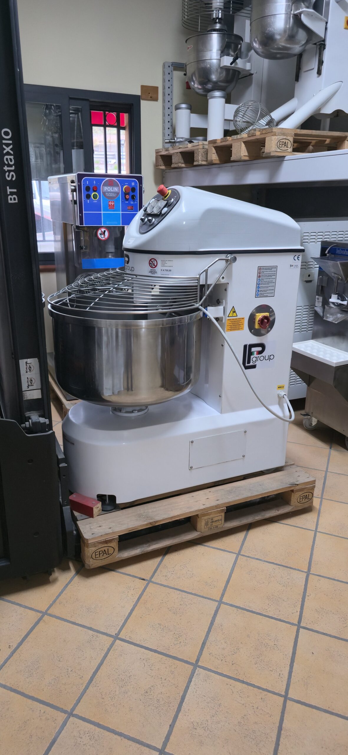 IMPASTATRICE A SPIRALE da 80 kg marca LP GROUP - immagine 10