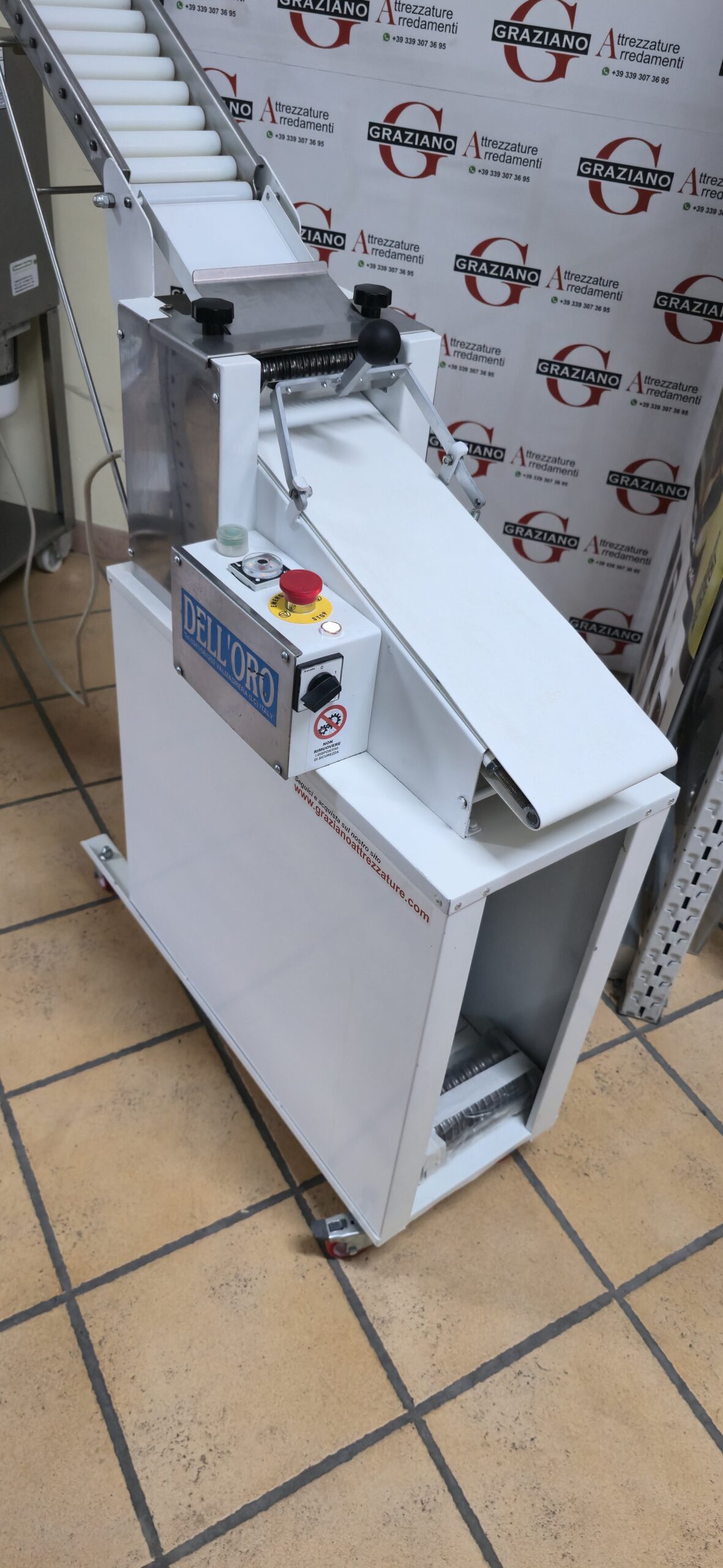 GRISSINATRICE professionale semi-automatica marca DELL'ORO - immagine 2