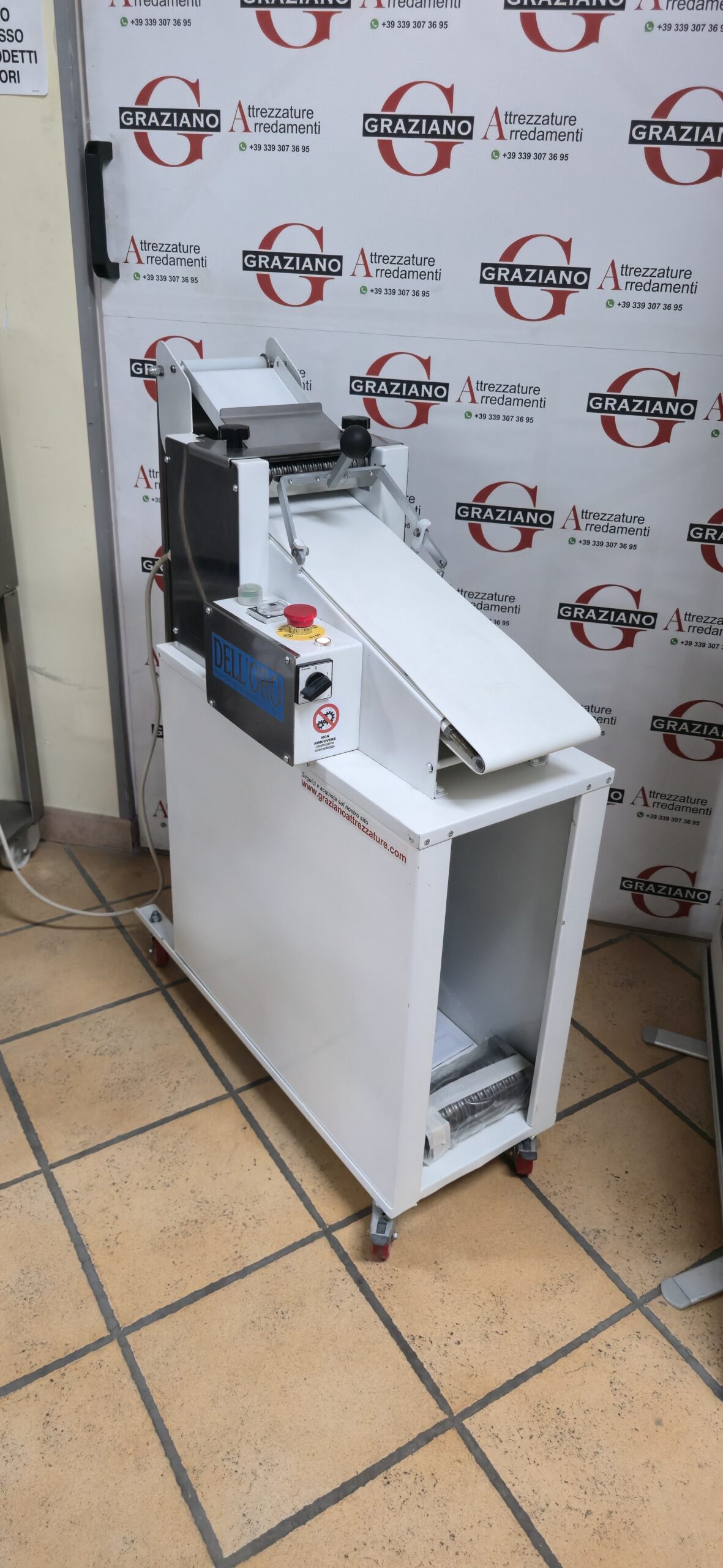 GRISSINATRICE professionale semi-automatica marca DELL'ORO - immagine 3