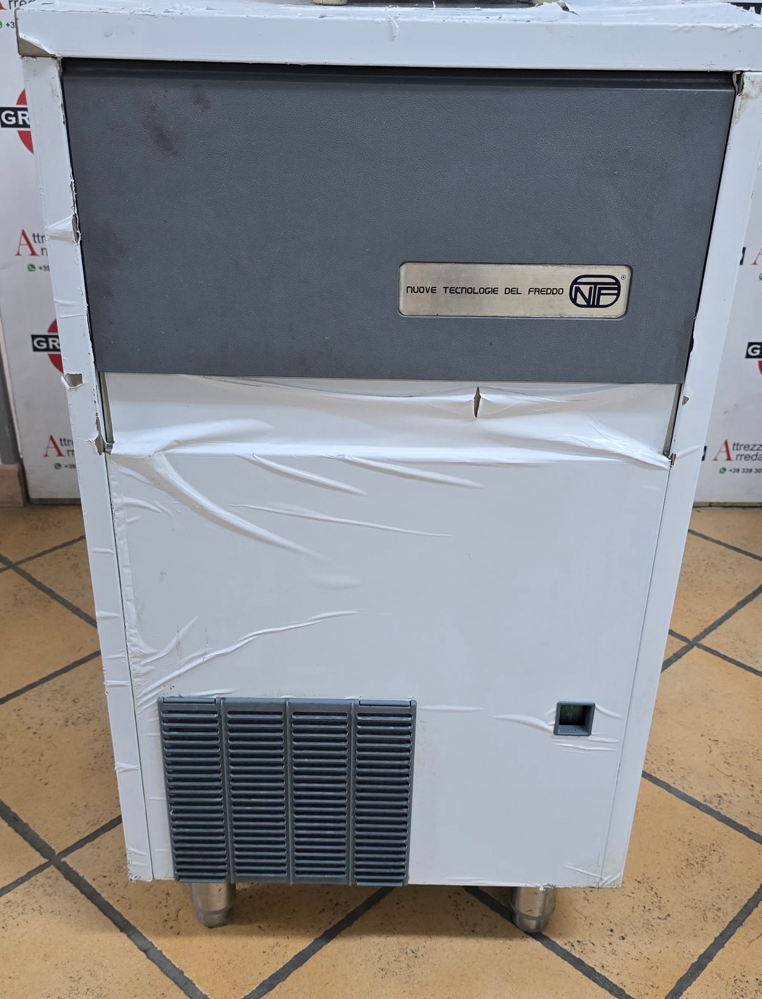 FABBRICATORE PRODUTTORE DI GHIACCIO marca NFT - immagine 4