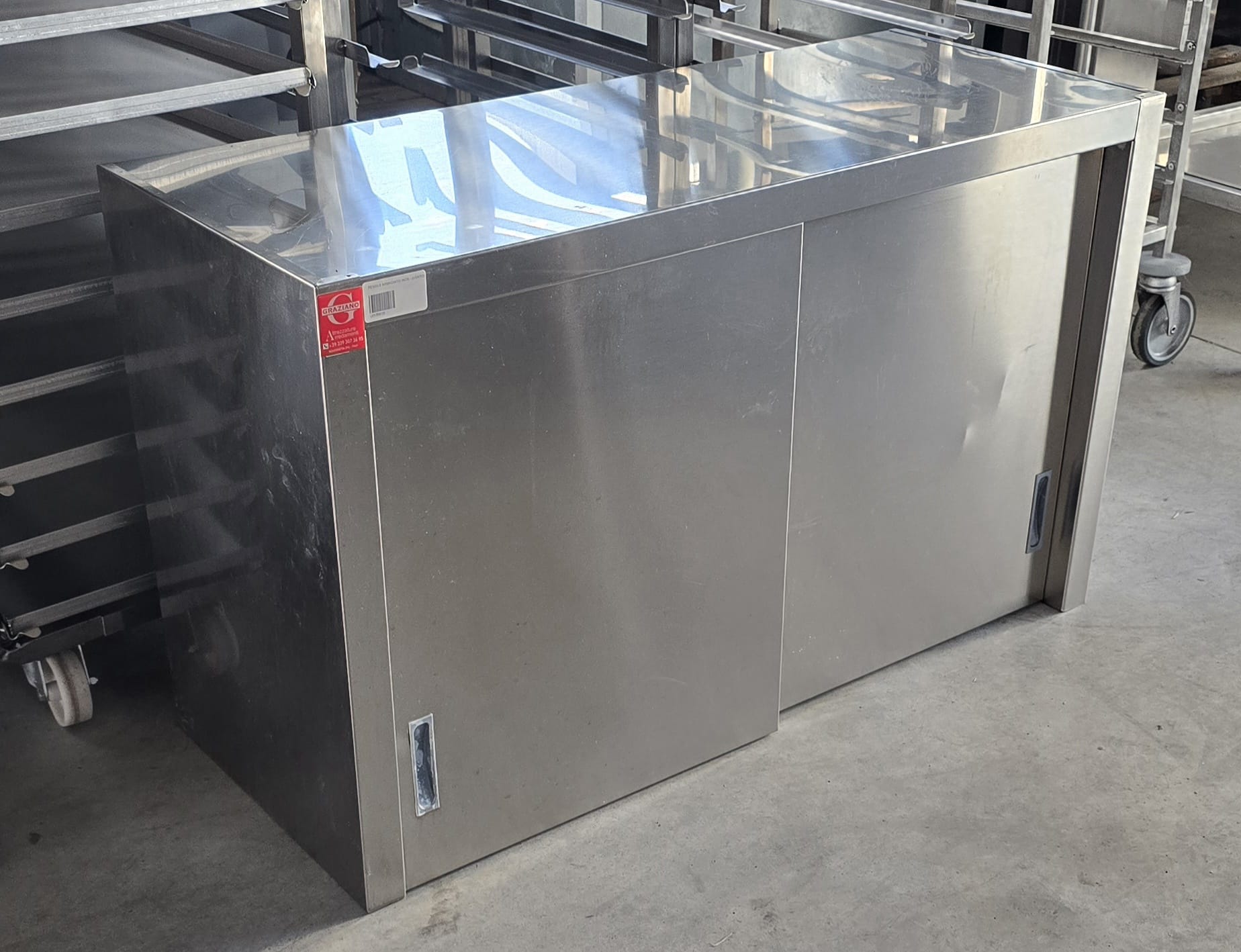 PENSILE INOX CHIUSO con ante scorrevoli e ripiano interno cm 100x40x60h - immagine 3