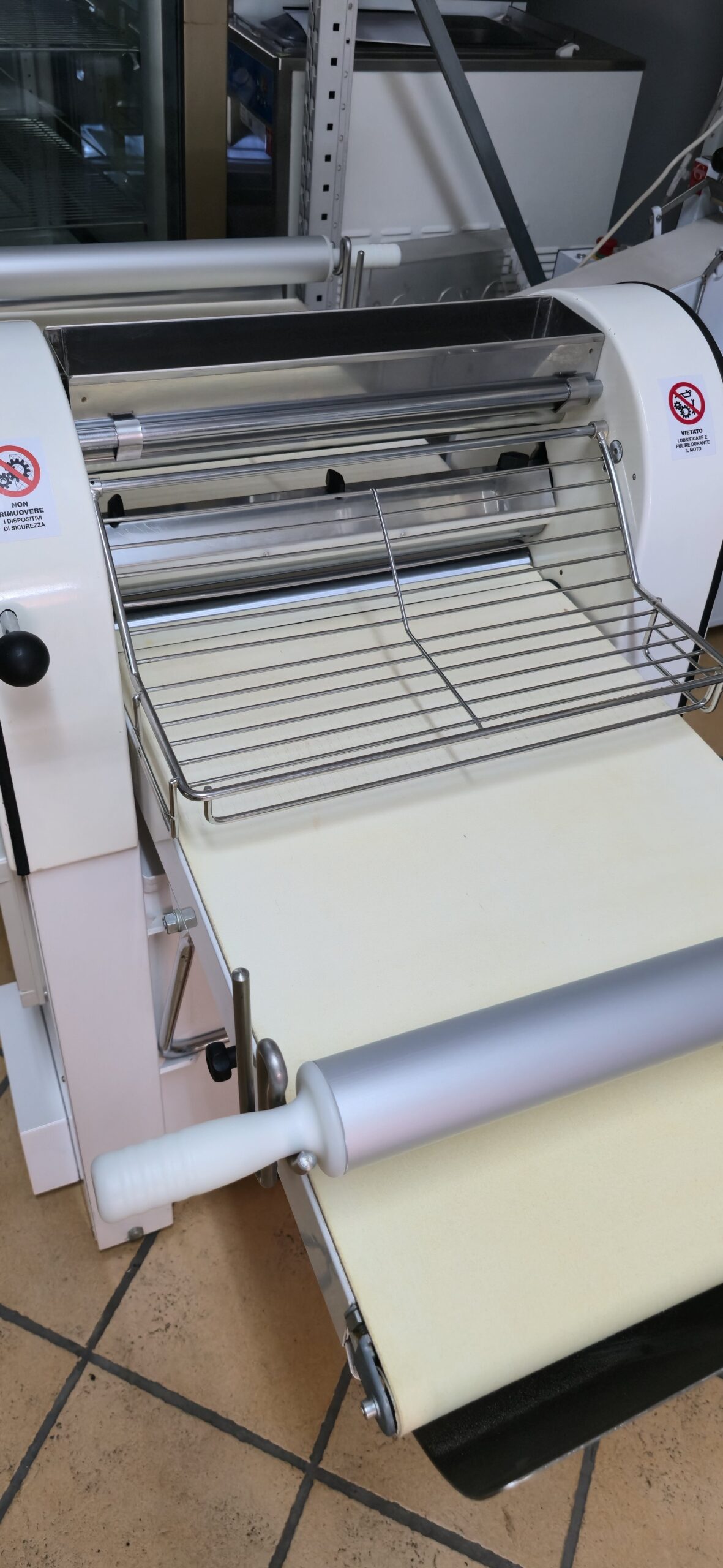 SFOGLIATRICE tappeti cm 70x50 marca KEMPLEX - immagine 2