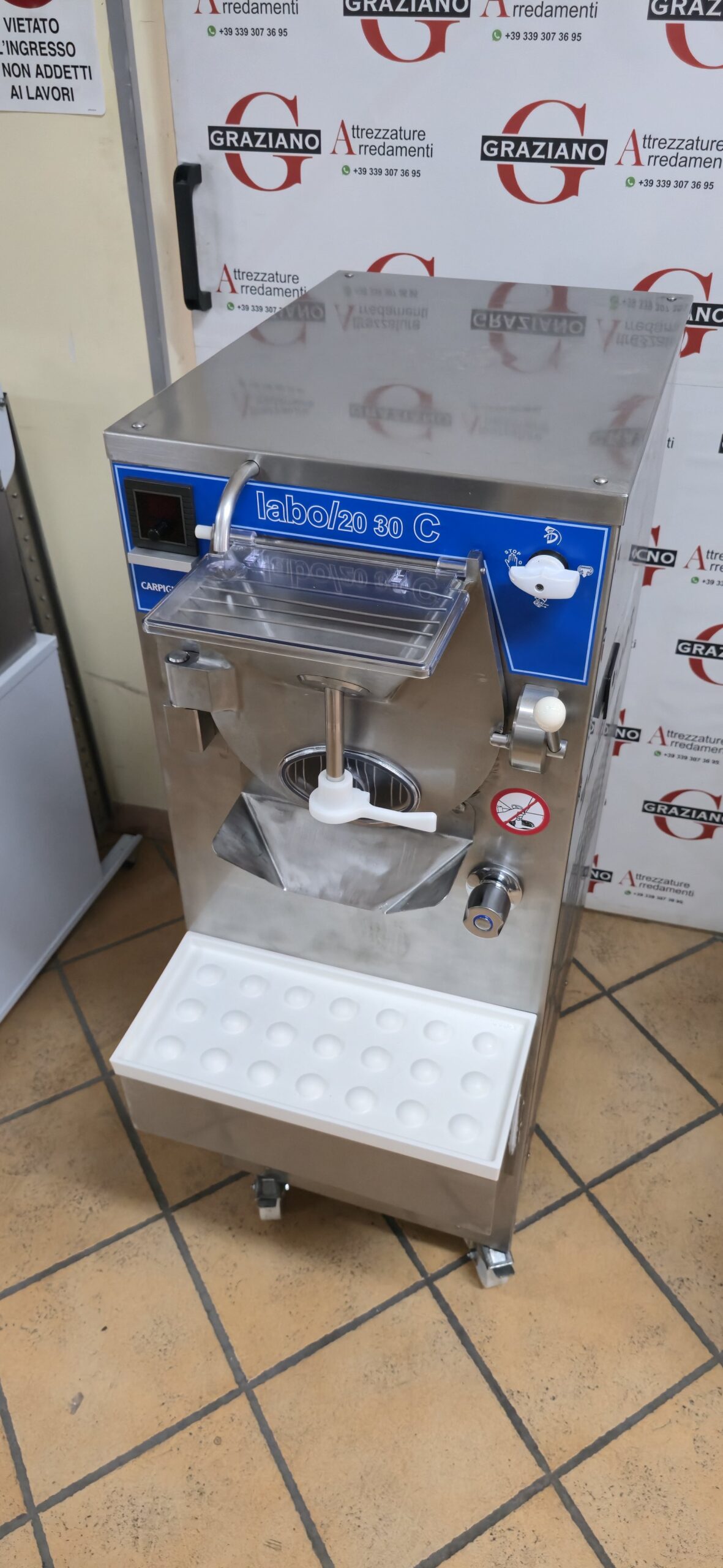 MANTECATORE/macchina gelato mod. LABO 20/30 C marca CARPIGIANI - immagine 2