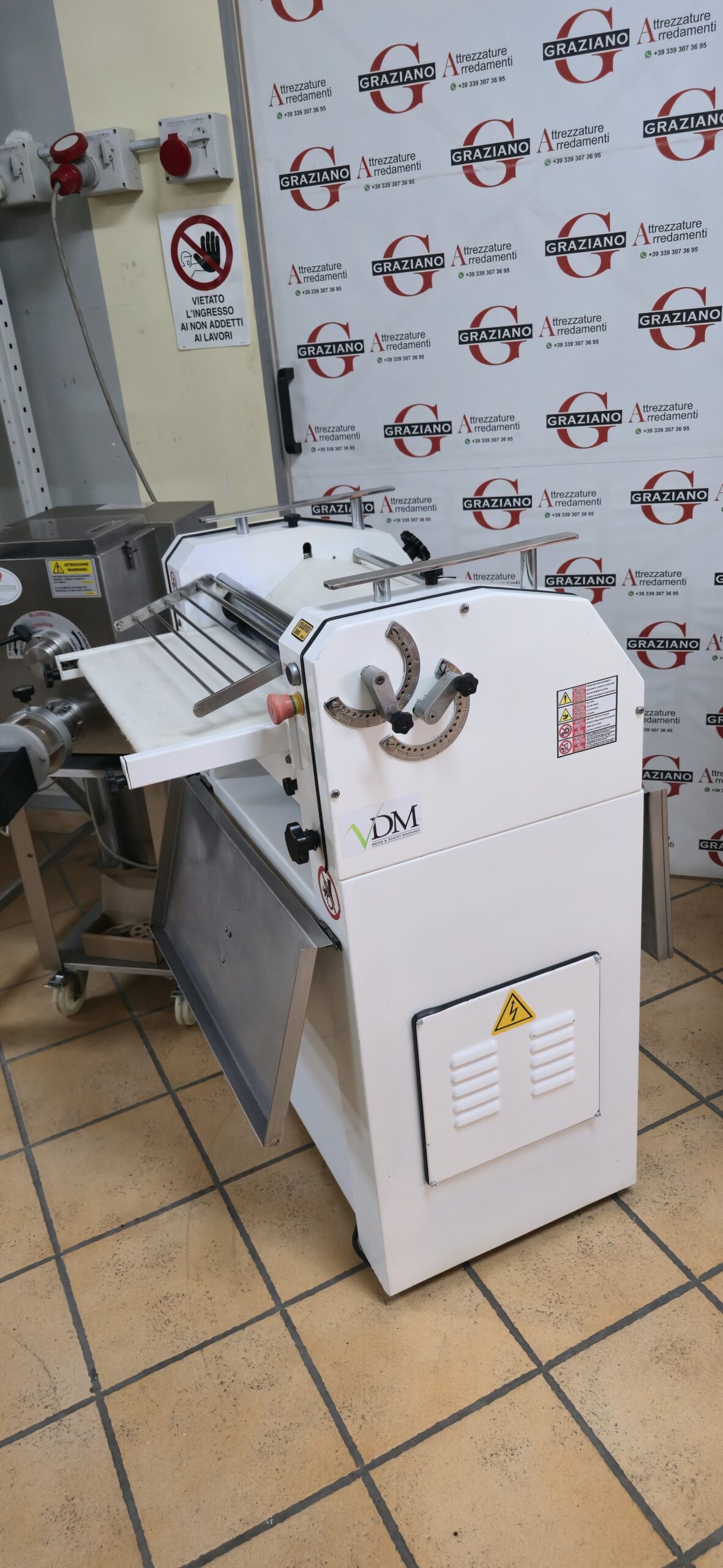 FORMATRICE 2 CILINDRI da 500 mm marca VDM - immagine 4