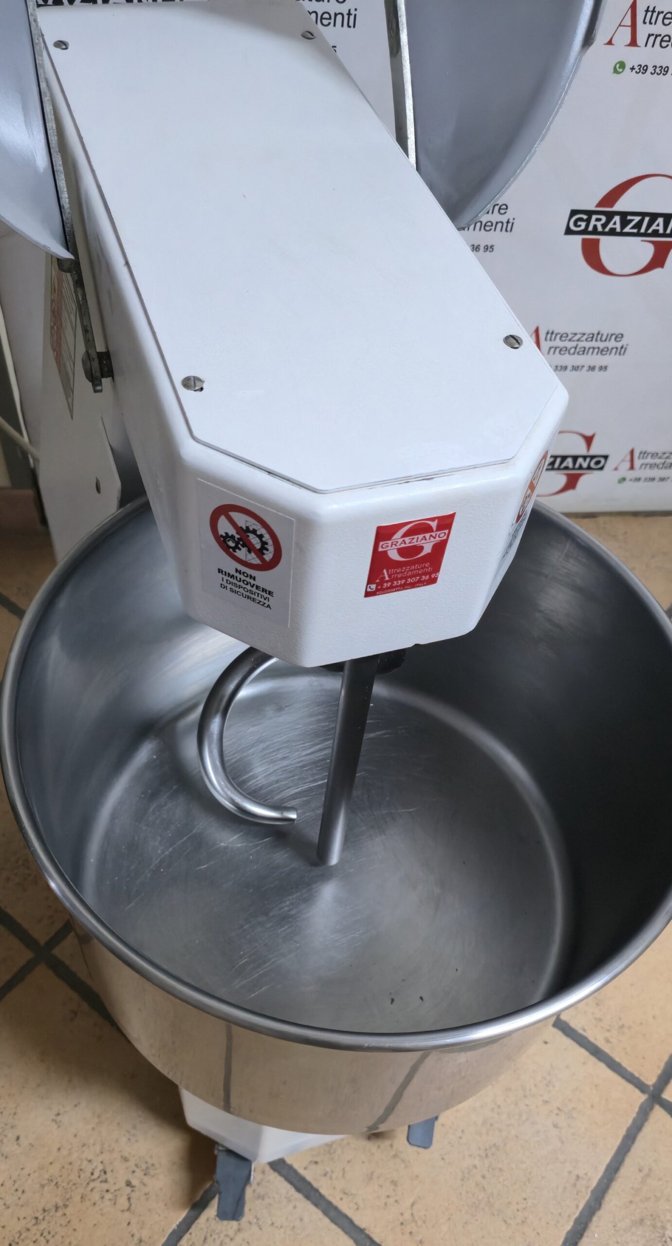 IMPASTATRICE A SPIRALE da 25 kg marca STENO - immagine 8