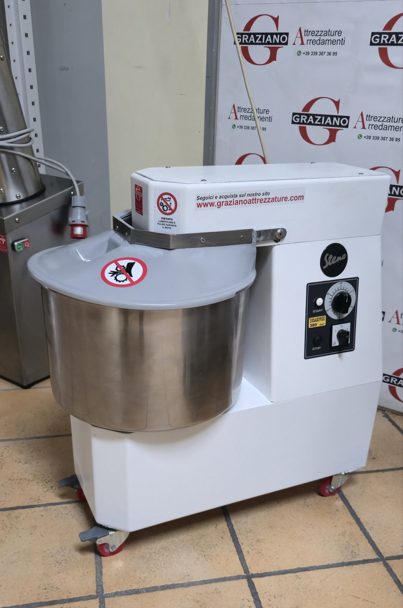 IMPASTATRICE A SPIRALE da 25 kg marca STENO - immagine 2